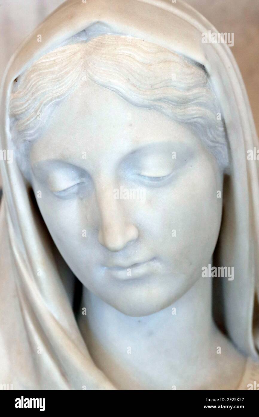 Virgin Mary Statue by Jean-Joseph Perraud 1850. Lons le Saunier. France  Stock Photo - Alamy