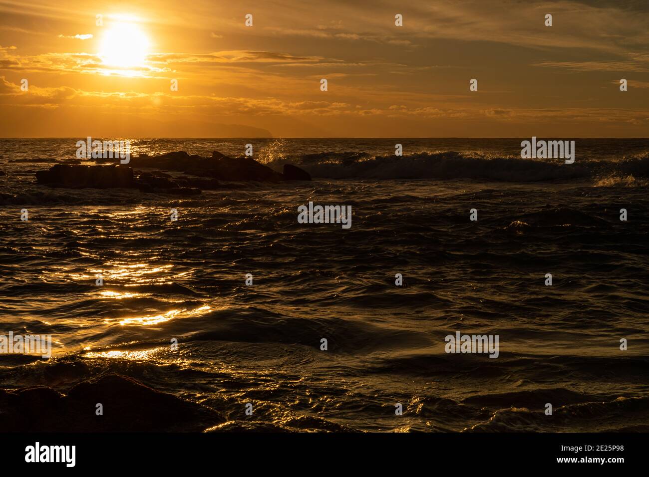 Strong sunbeam on the sea hi-res stock photography and images - Alamy