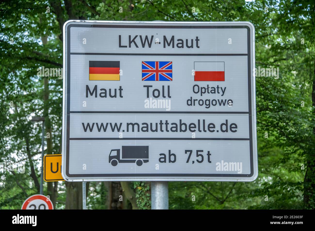 Grenze, Schild LKW-Maut, Bad Muskau, Sachsen, Deutschland Stock Photo