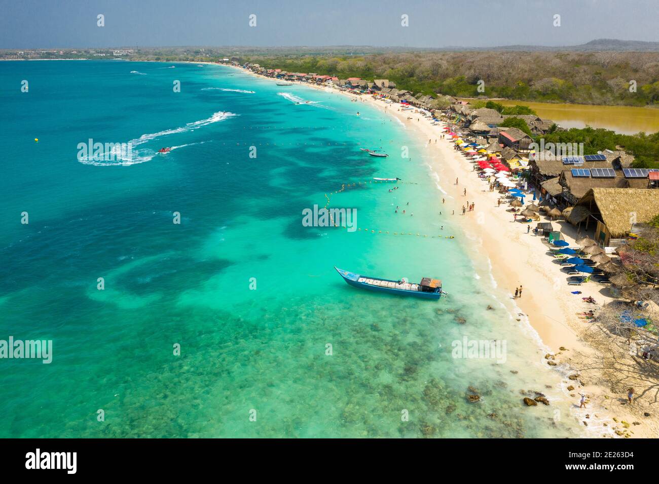 Aerial view sandy beach sunbeds hi-res stock photography and images - Alamy