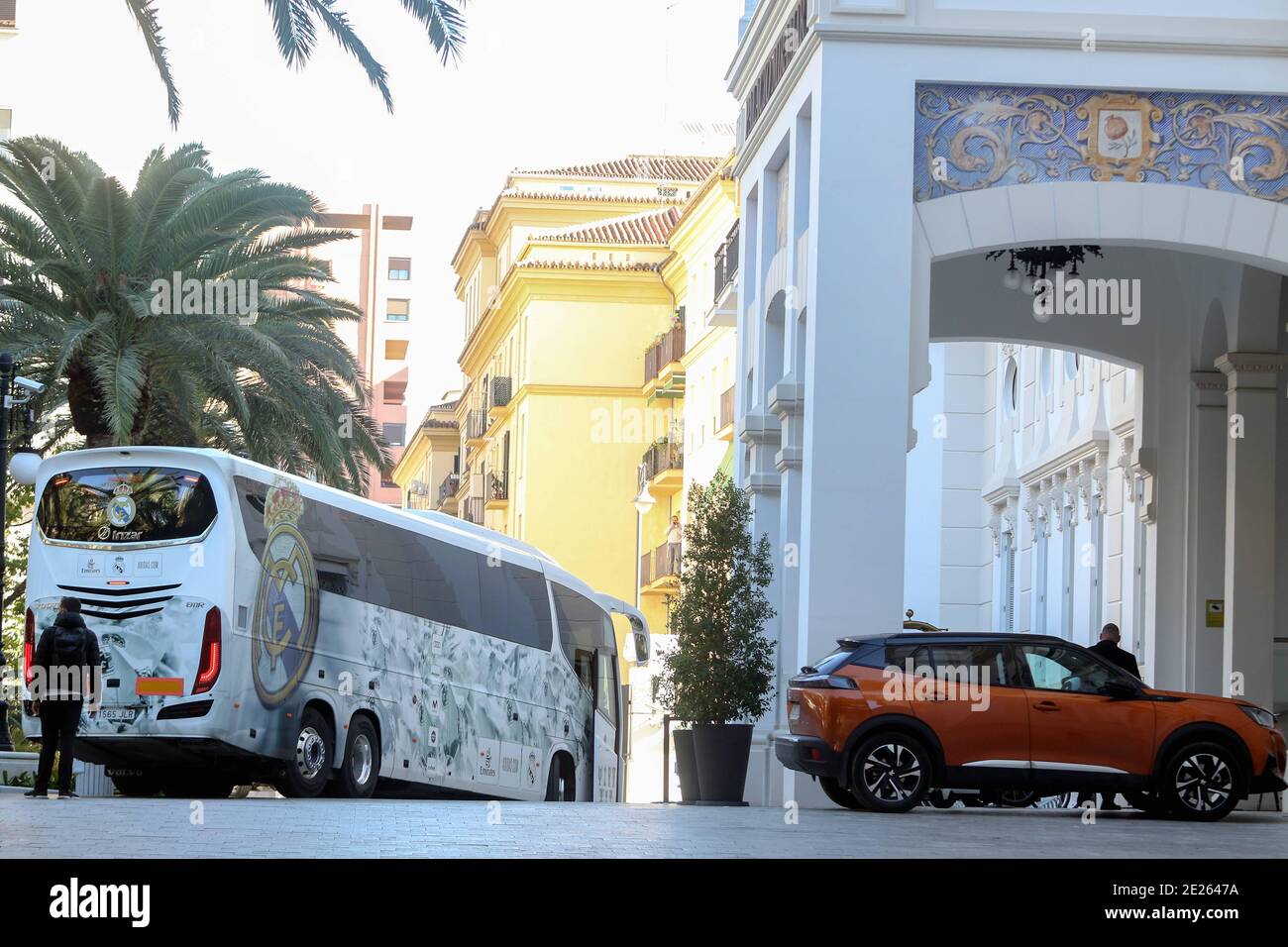 12 de enero del 2021 (Malaga) El equipo de futbol del Real Madrid llega a el Gran hotel Miramar  que es su hotel de concentracion durante 3 dias ante de la semifinal de la Supercopa que se jugara en la Rosaleda de Malaga ante el Athletic de Bilbao January 12, 2021 (Malaga) The Real Madrid soccer team arrives at the Gran Hotel Miramar, which is its concentration hotel for 3 days before the semifinal of the Super Cup that will be played at the Rosaleda de Malaga against Athletic Bilbao  Lorenzo Carnero / Cordon Press  Cordon Press Stock Photo