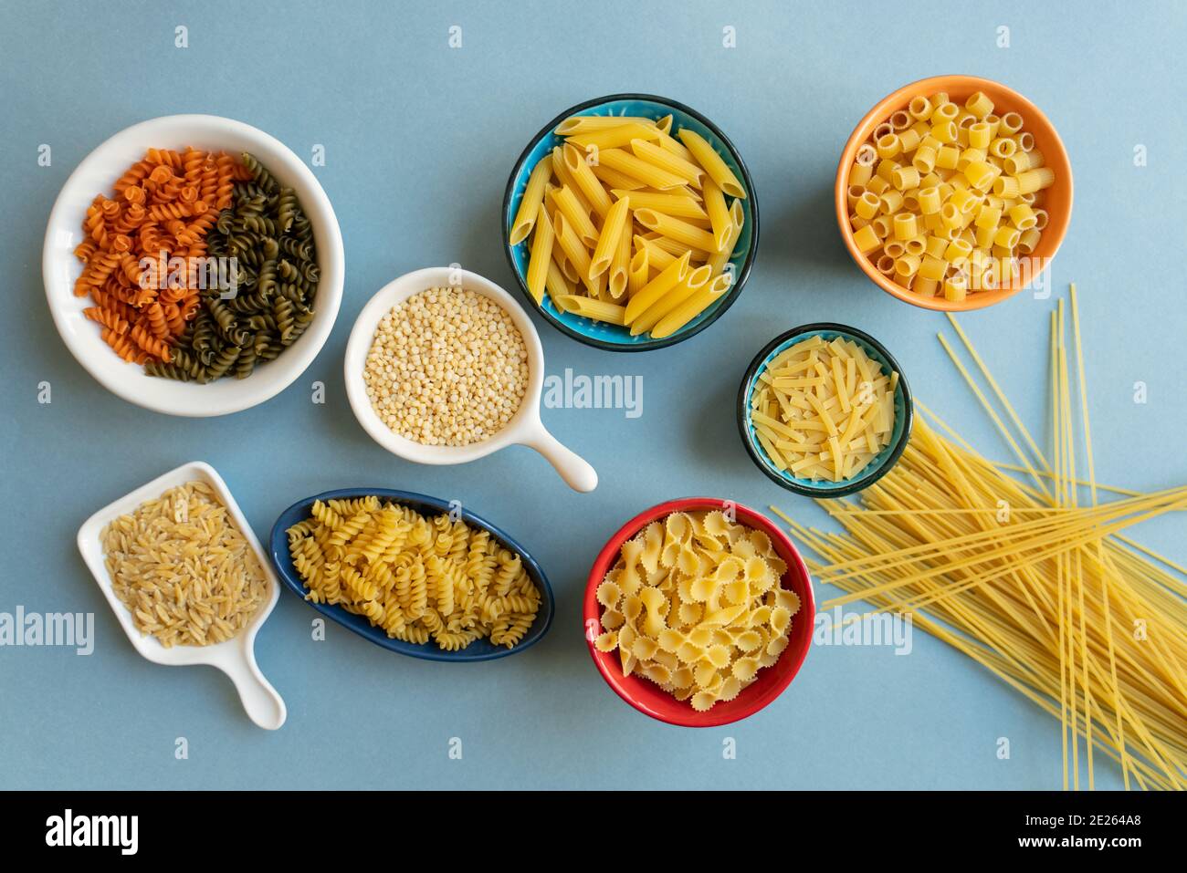 Pasta In Ceramic Bowl Penne Spaghetti Farfalle Tonde Butterfly Auger Couscous Colorful Pasta Barley Noodle Kesme Egg Eriste Ditalini Type Stock Photo Alamy