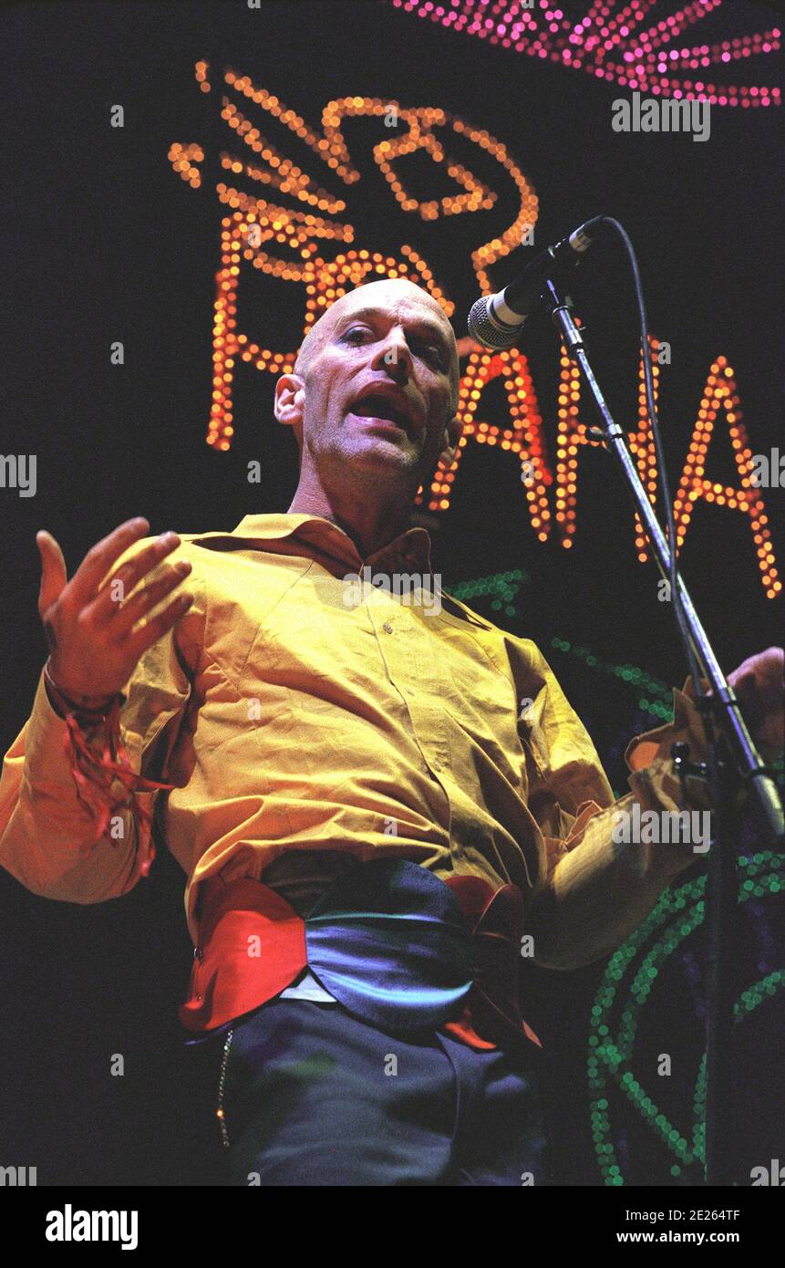 REM in concert at Earls Court in London, UK. 22nd June 1999 Stock Photo