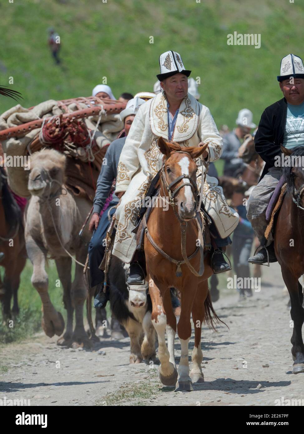 Reenactors. Folk Festival commemorating the origin myth the Tien Shan Maral (Tian Shan wapiti), an origin myth of the Kyrgyz tribes. Near Tasch Bascha Stock Photo