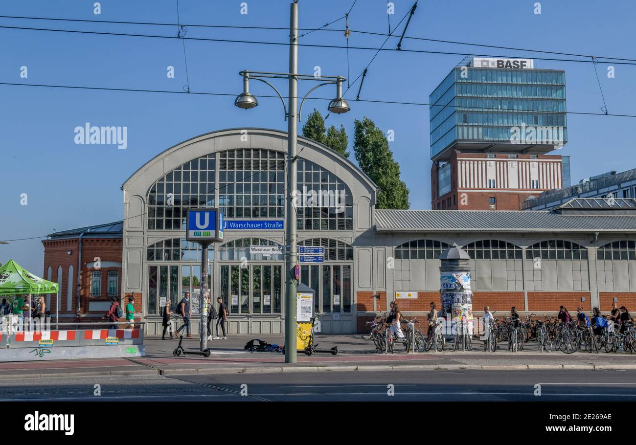 U-Bahnhof Warschauer Straße, Friedrichshain, Berlin, Deutschland Stock Photo