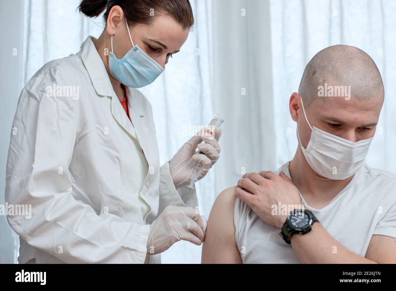 Mass vaccine inoculation hi-res stock photography and images - Alamy