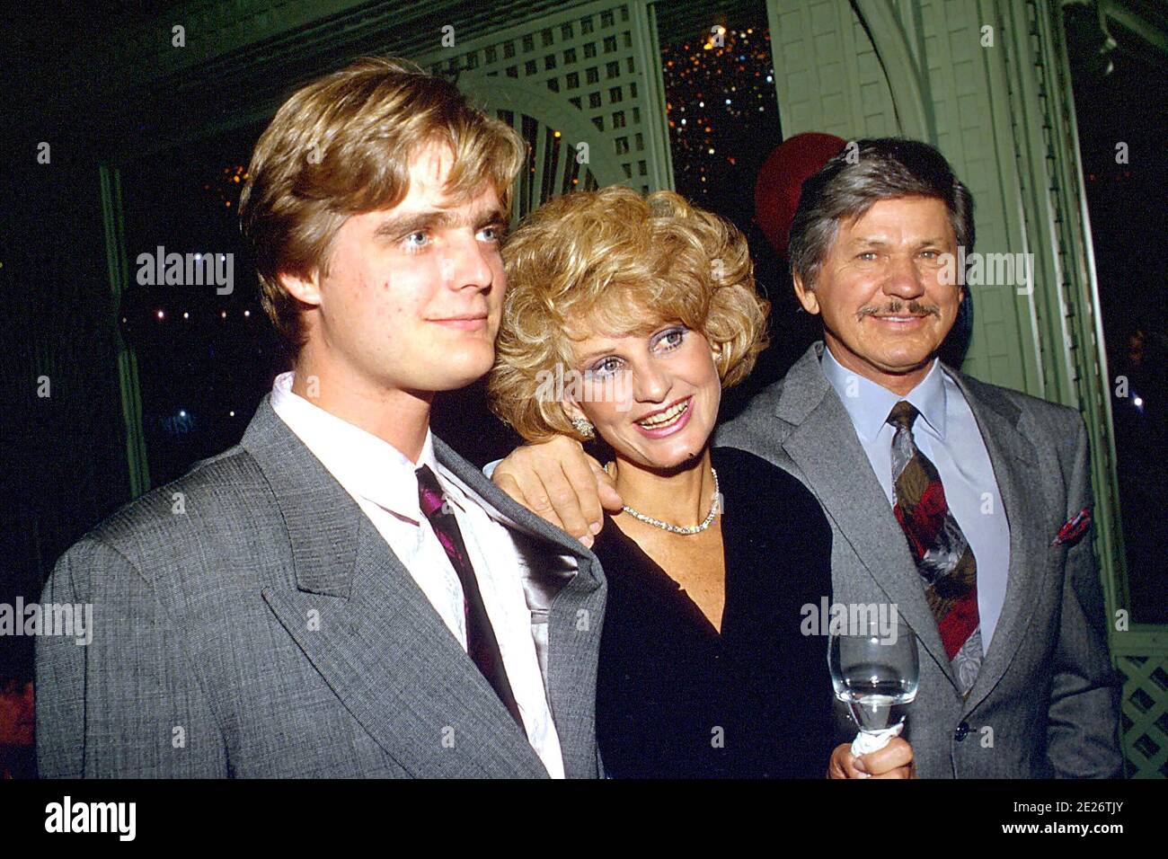 Charles bronson 1987 hi-res stock photography and images - Alamy