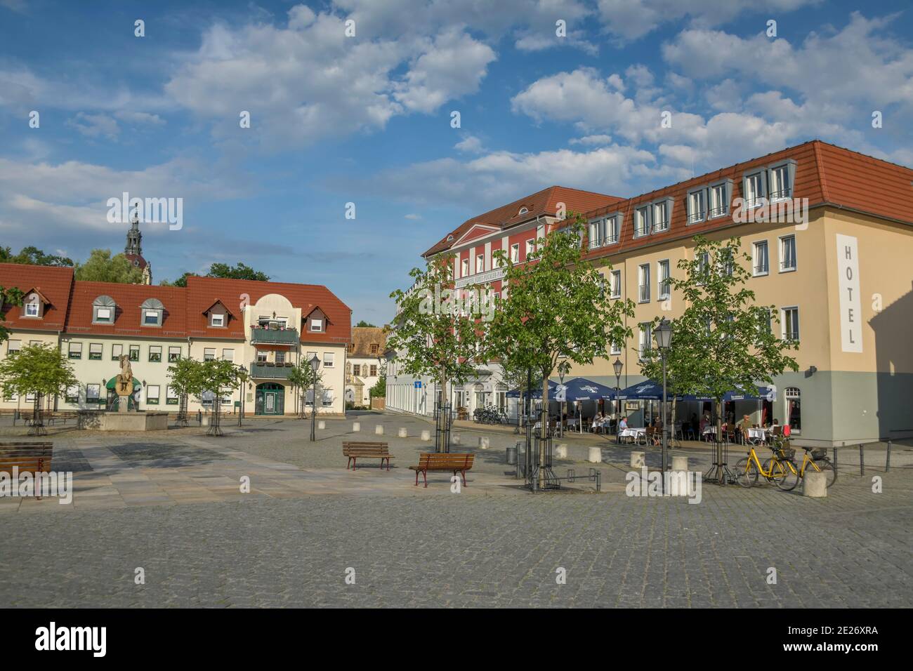 Marktplatz mit Kurhotel Fürst Pückler, Bad Muskau, Sachsen, Deutschland Stock Photo