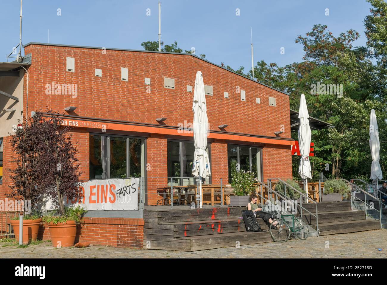 Eins High Resolution Stock Photography and Images - Alamy