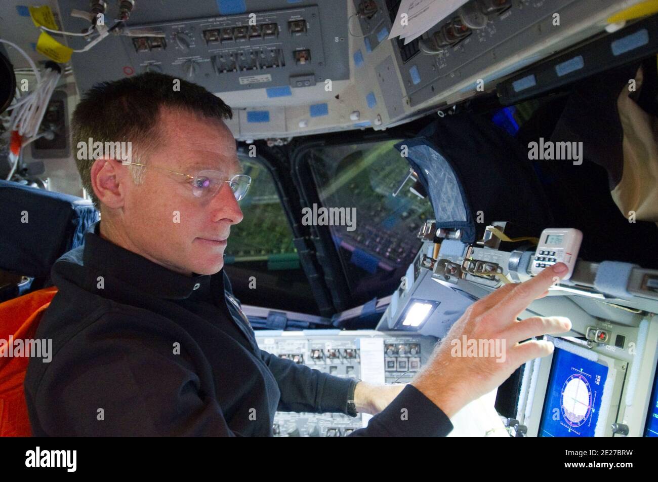 Astronauts Space Shuttle Sts 135