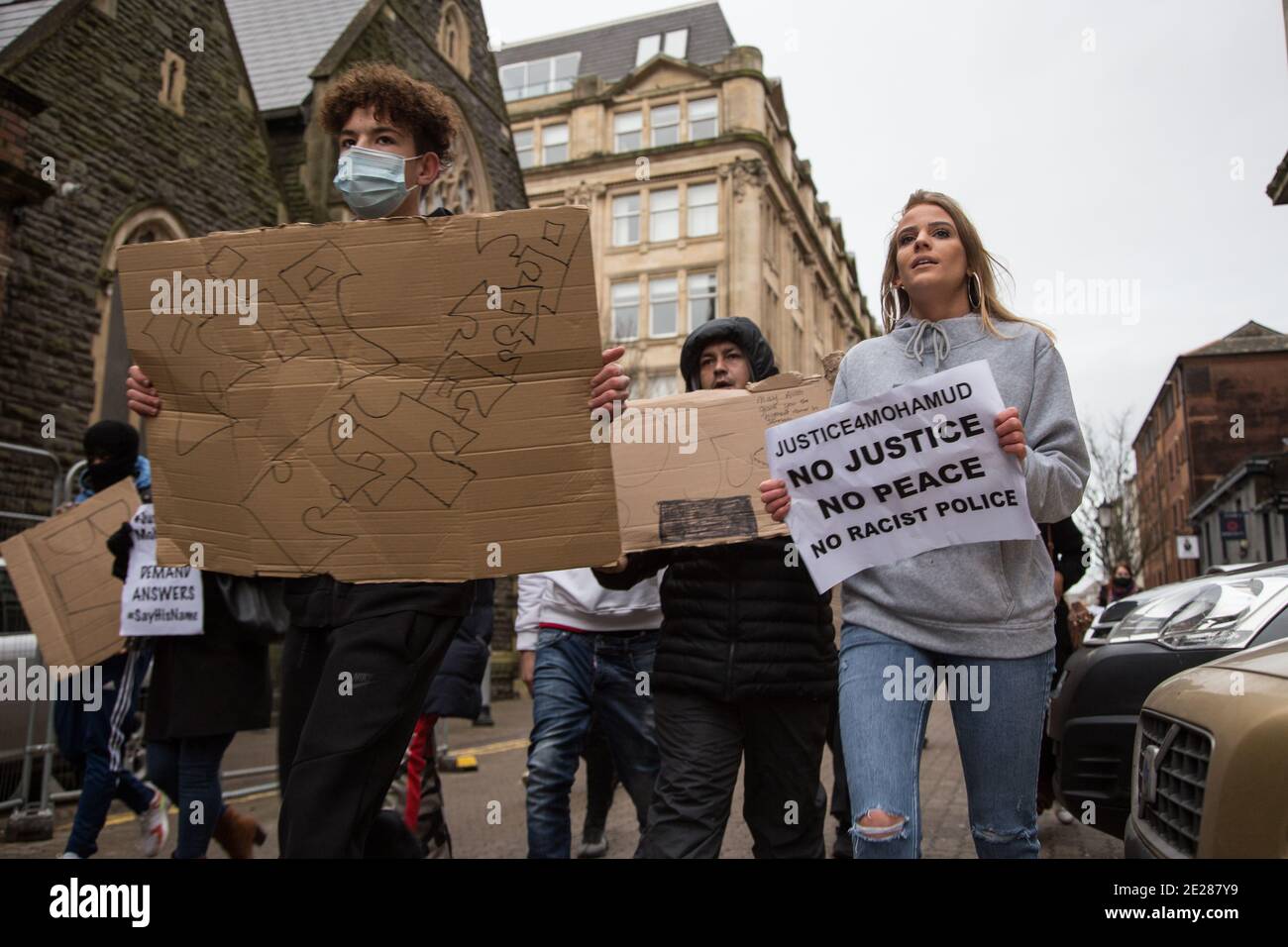 #Justice4Mohamud community march on Cardiff Bay police station, Tuesday 12 January, 2021 Stock Photo