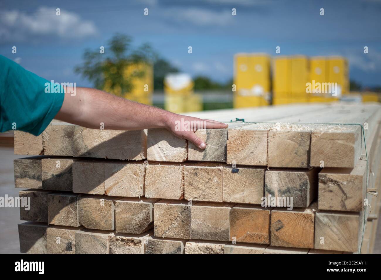 Stacking Sharp Edges Sharp edges hi-res stock photography and images - Alamy