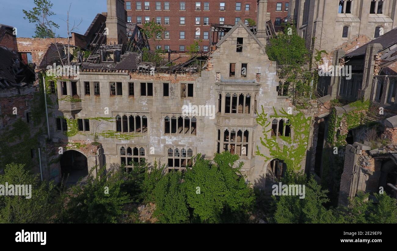 Abandoned after earthquake hi-res stock photography and images - Alamy