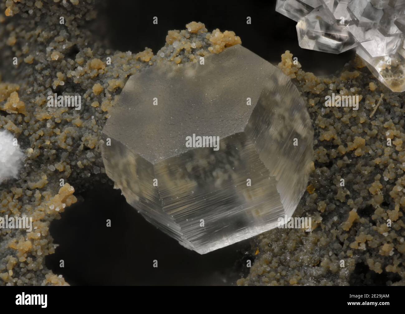 Chabazite-Na - Palagonia, Metropolitan City of Catania, Sicily, Italy - 0.9  mm crystal of Chabazite-Na crystals Stock Photo - Alamy, image size:1300x1007