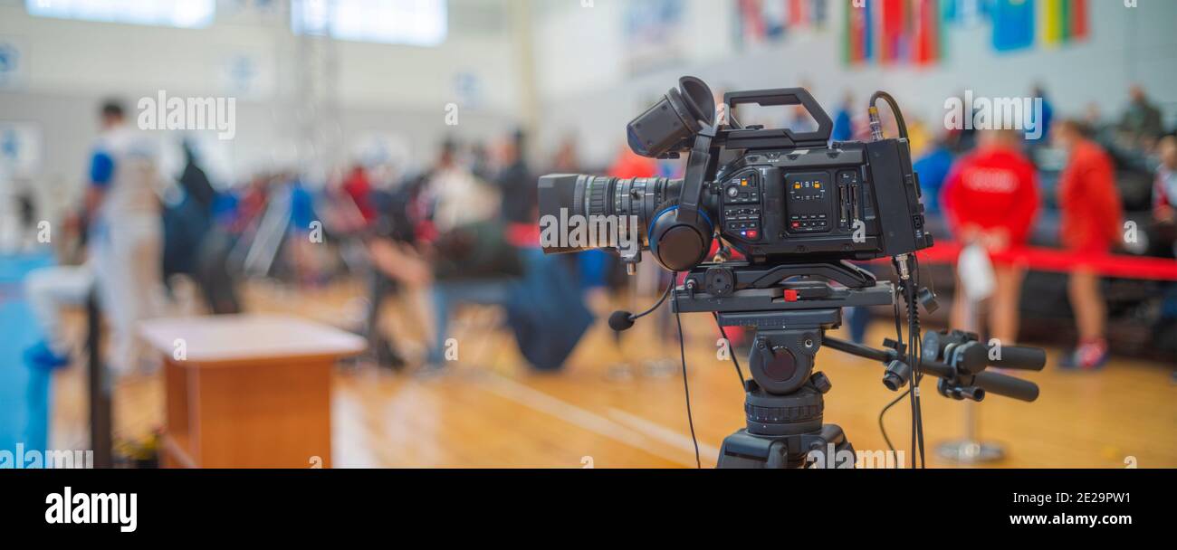 Broadcasting camera stadium sport hires stock photography and images