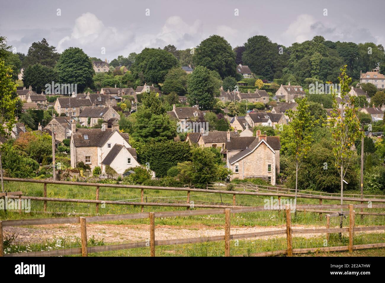Idyllic village uk hires stock photography and images Alamy