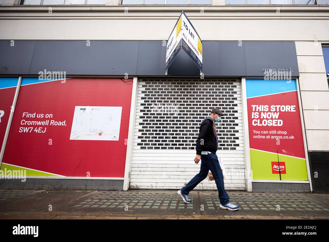 London, UK. - 12 Jan 2021: The former Argos store on Kensington High Street, with the shop space now advertised to let. This store was one of the 125 stores that parent company Sainsbury’s recently announced it would close across the UK. Stock Photo