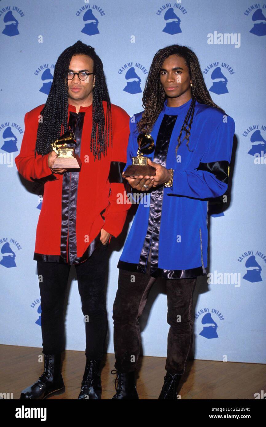 Milli Vanilli Rob Pilatus And Fab Morvan at the 32ND GRAMMY AWARDS in 1990.  Credit: Ralph Dominguez/MediaPunch Stock Photo - Alamy