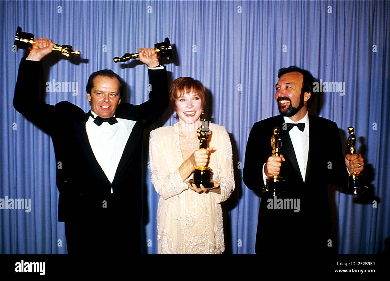 jack-nicholson-and-shirley-maclaine-at-the-1984-academy-awards-credit