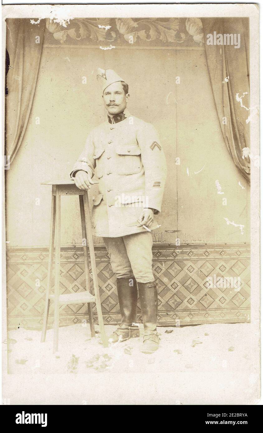 sous officier du 9e régiment d'artillerie de Miramas durant la Grande Guerre Stock Photo