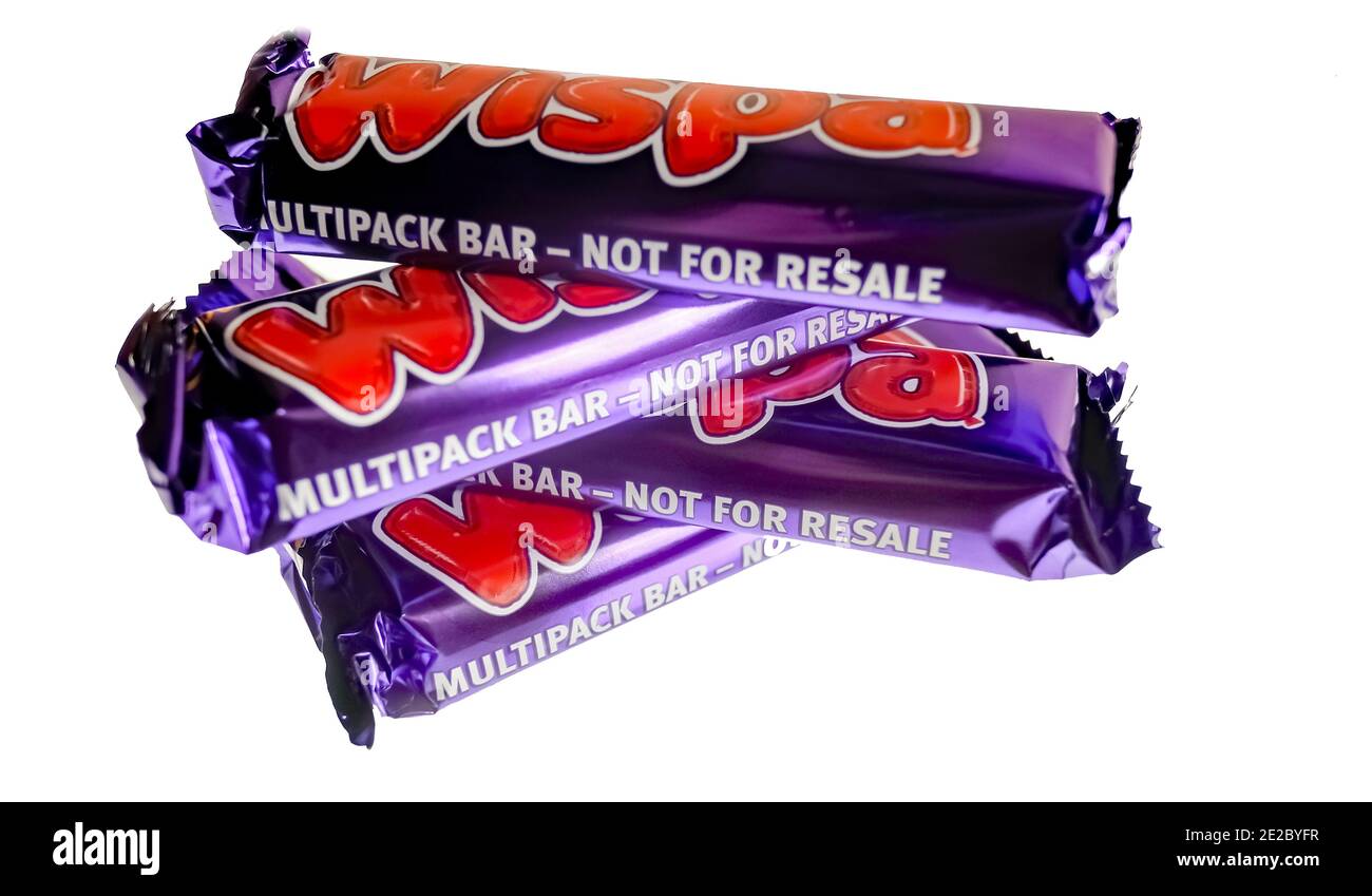 A limited edition hazelnut flavour Cadbury Wispa chocolate bar Stock Photo  - Alamy