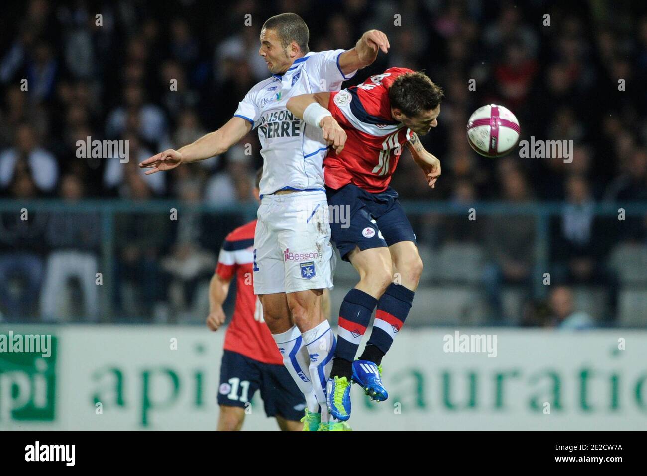 Auxerre's Ben Sahar battling Lille's Mathieu Debuchy during the French First League soccer match, AJ Auxerre vs Lille OSC in Auxerre, France, on October 15, 2011. Lille won 3-1. Photo by Henri Szwarc/ABACAPRESS.COM Stock Photo
