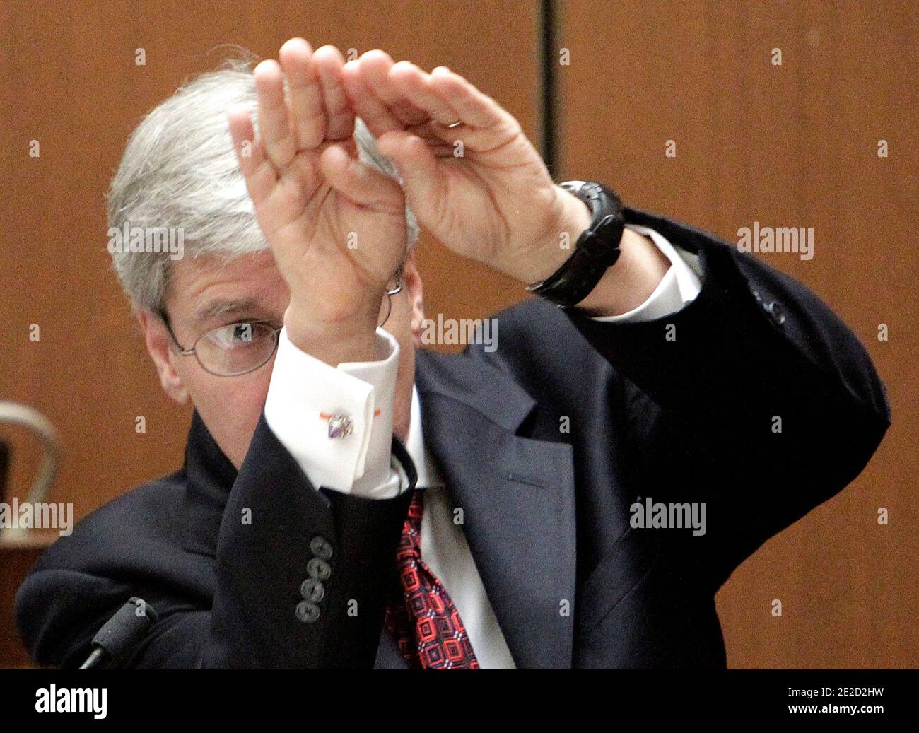 Anesthesiology expert Dr. Steven Shafer testifies during Dr. Conrad Murray's involuntary manslaughter trial in Los Angeles on October 20, 2011. Murray has pleaded not guilty and faces four years in prison and the loss of his medical license if convicted of involuntary manslaughter in Michael Jackson's death. Photo by Reed Saxon/Pool/ABACAPRESS.COM Stock Photo