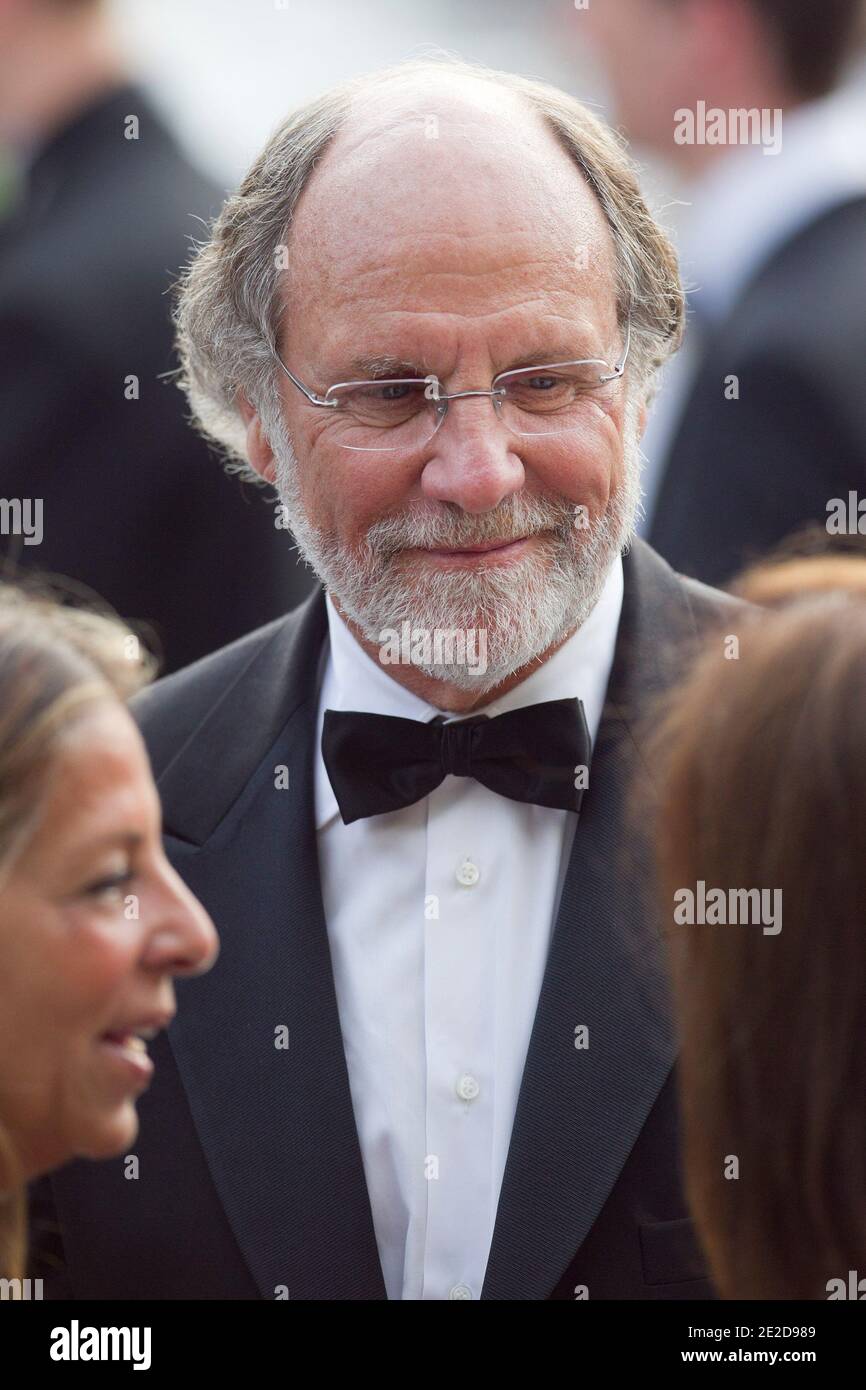 File picture dated June 7, 2011 of Jon Corzine, chairman and chief executive officer of MF Global Holdings Inc. attending the State Dinner for Angela Merkel, Germany's chancellor, with U.S. President Barack Obama in the Rose Garden of the White House in Washington, D.C., USA. The holding company for the futures brokerage and broker- dealer run by former New Jersey governor and Goldman Sachs Group Inc. co-chairman Jon Corzine sought court protection today, less than a week after reporting a record quarterly loss and disclosing a $6.3 billion wager on European sovereign debt. Photo by Andrew Har Stock Photo