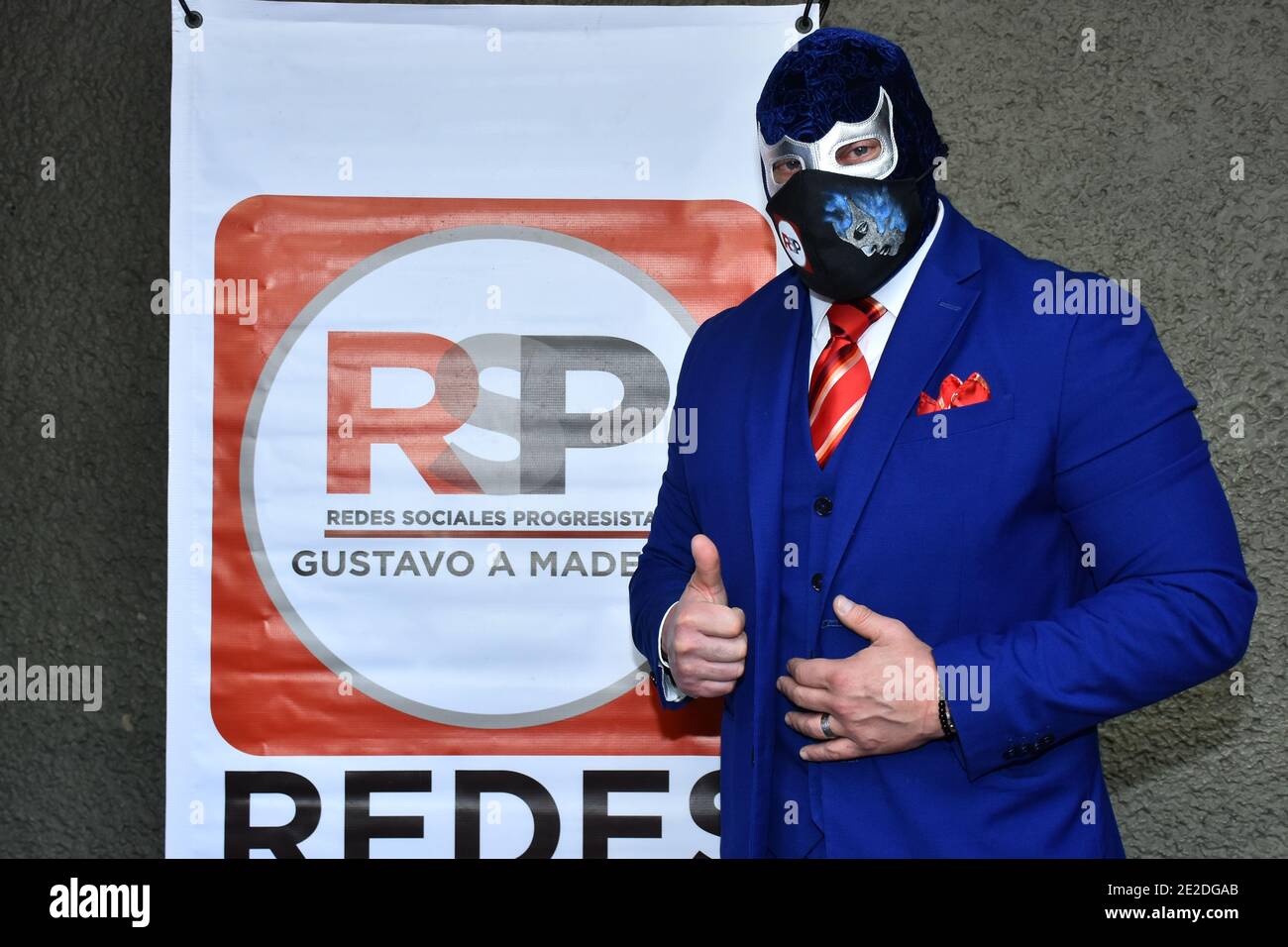 The Mexican wrestler Blue Demon Jr. Is the superhero that Mexico needs. ***  The son of the Legend Blue, Blue Demon Jr. fights in a wrestling match  after expressing concern about the