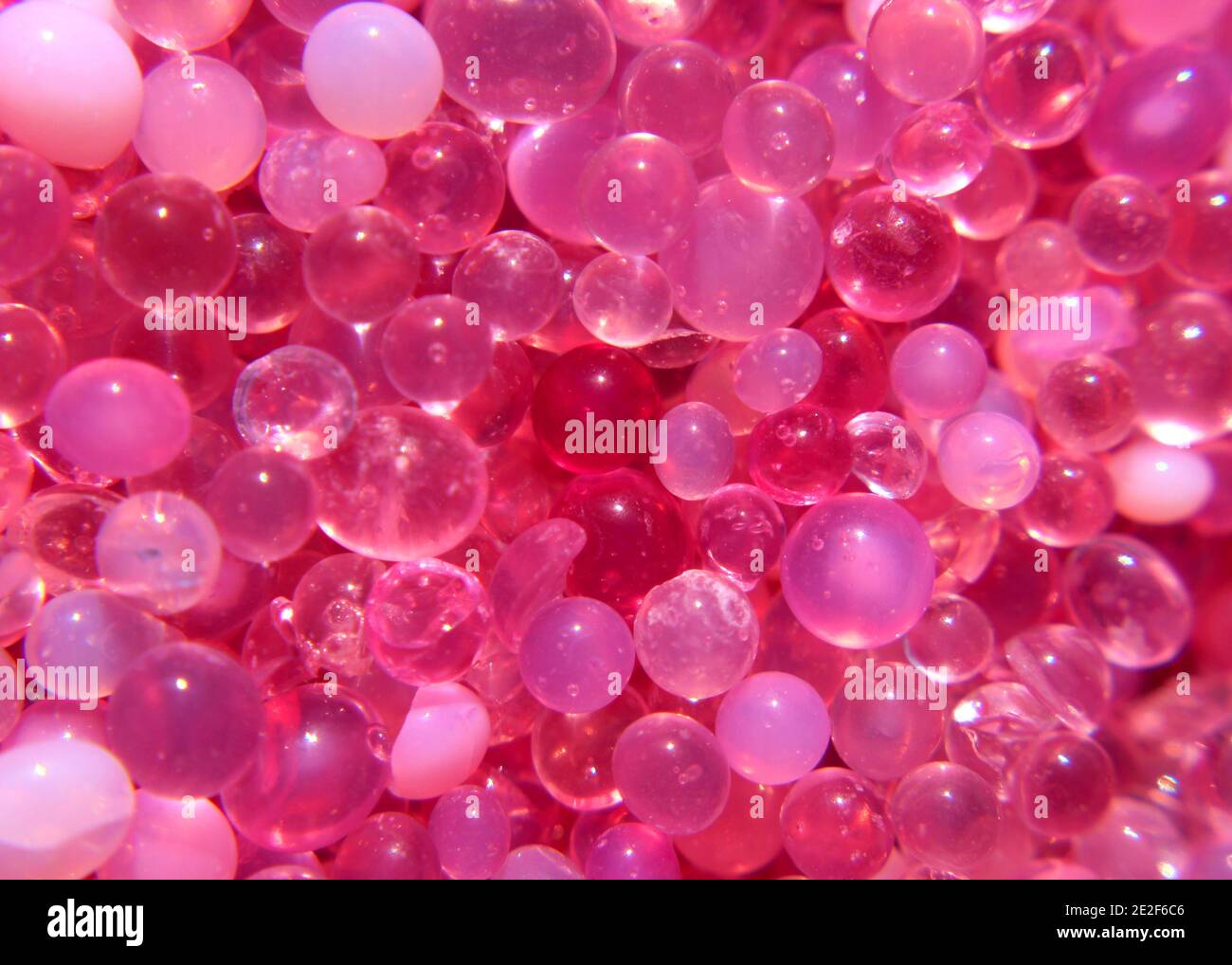 Pink Hydrate Pink color An hydrate silica jell crystals Stock Photo - Alamy