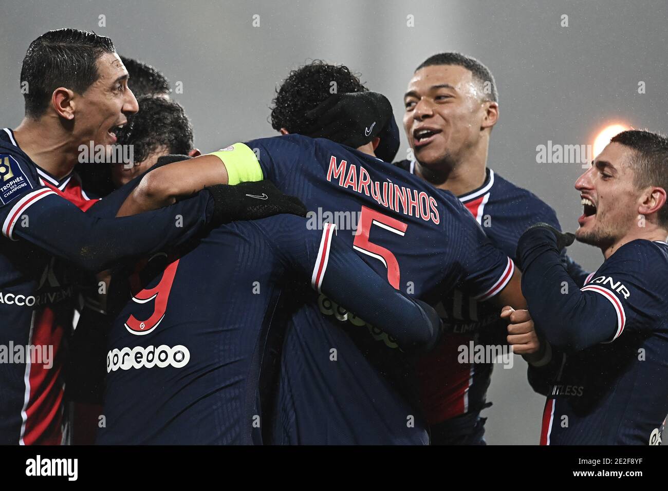 Lens. 14th Jan, 2021. Paris Saint-Germain's players celebrate during the  French Champions Trophy (Trophee des Champions) football match between  Paris Saint-Germain (PSG) and Marseille (OM) at the Bollaert-Delelis  Stadium in Lens, France,