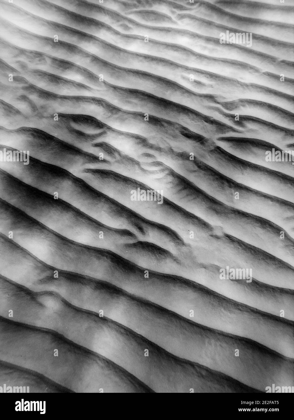 Wavy sand texture Black and White Stock Photos & Images - Alamy