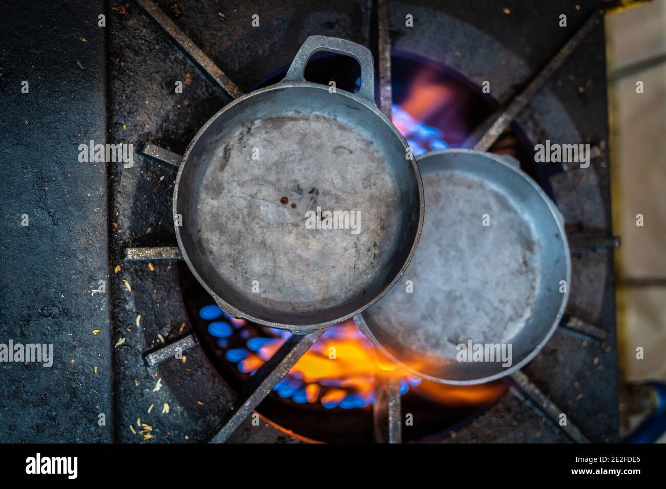 A kitchen in an indian restaurant Stock Photo - Alamy