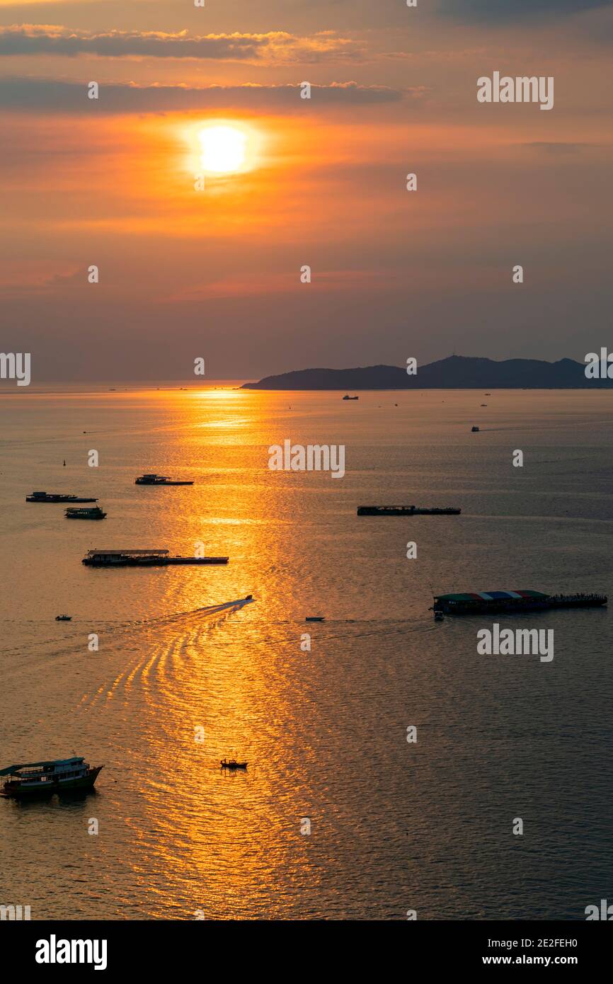 Sunset over the sea at Pattaya, Chon Buri, Thailand Stock Photo