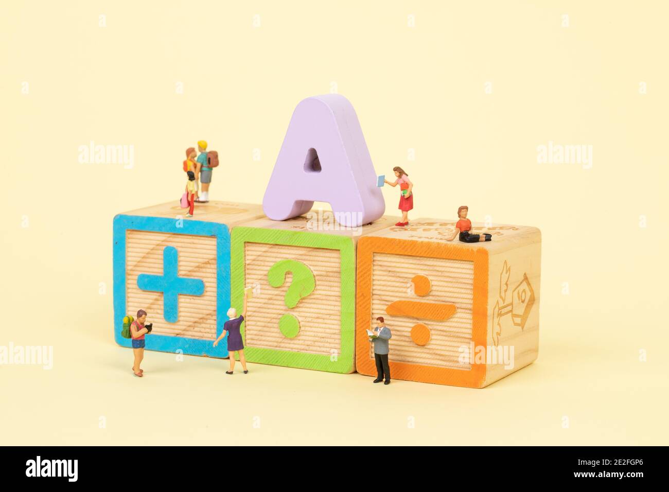 Wooden cubes different colors hi-res stock photography and images - Alamy