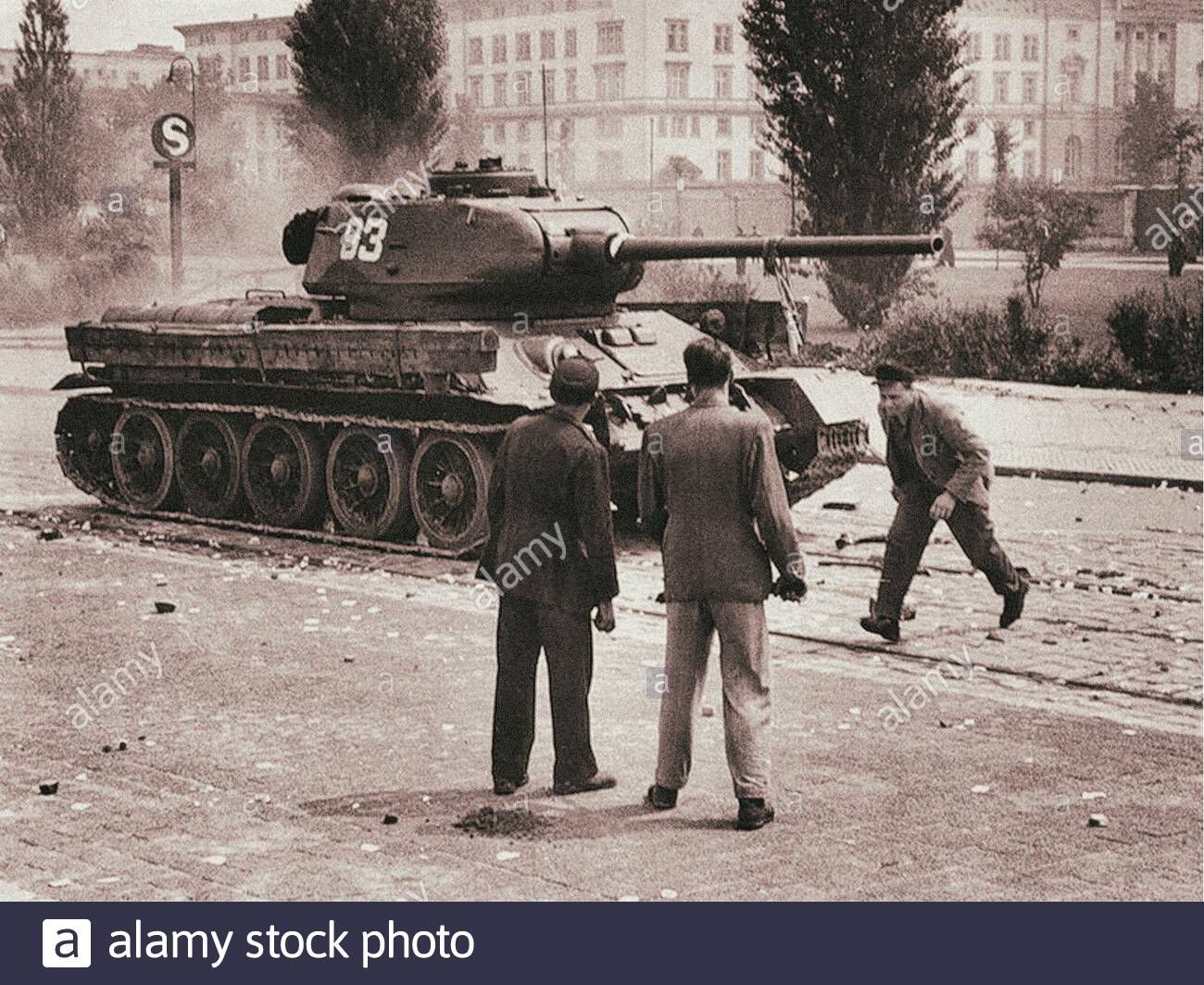 Old Streets In Berlin High Resolution Stock Photography and Images - Alamy
