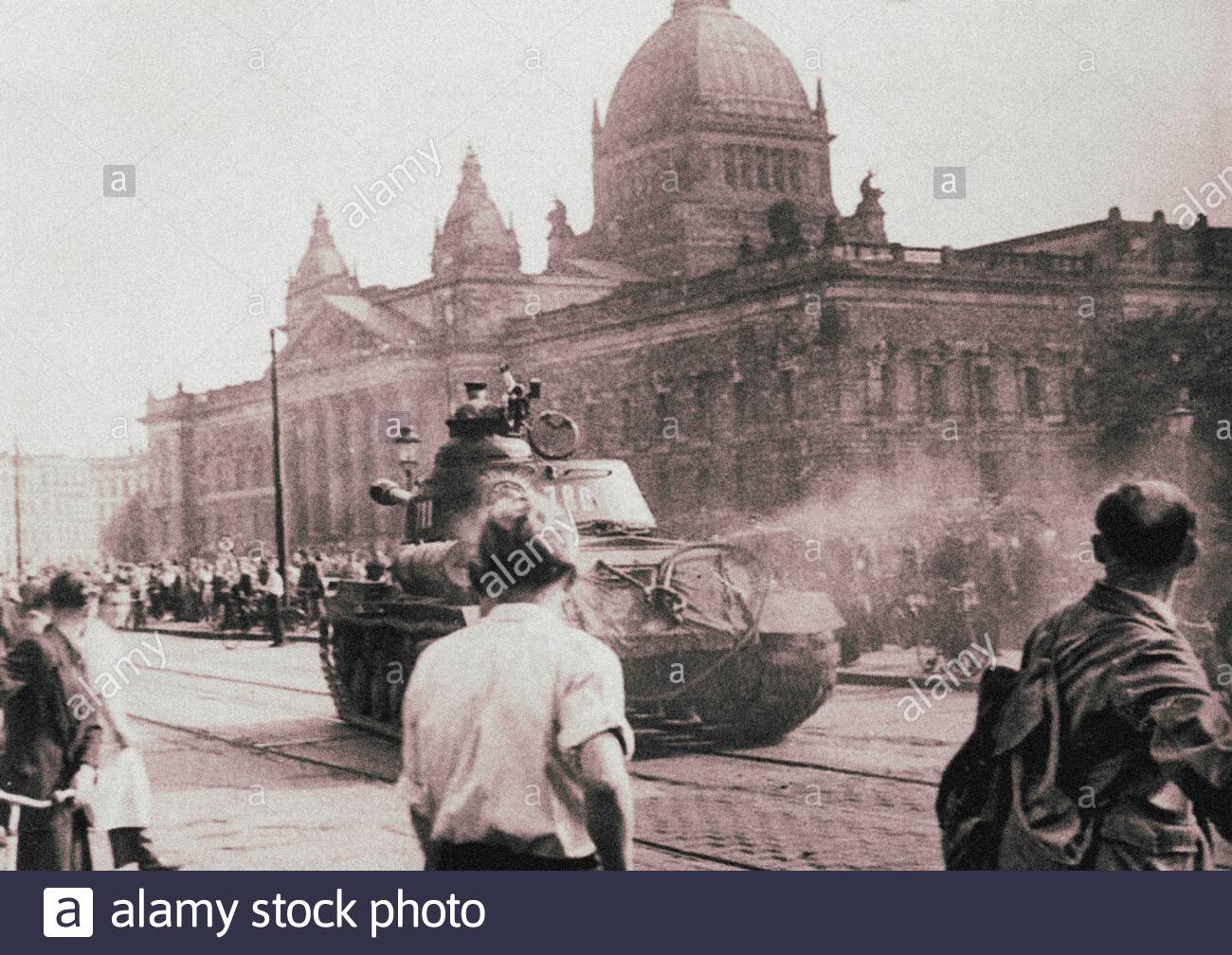 Old Streets In Berlin High Resolution Stock Photography and Images - Alamy