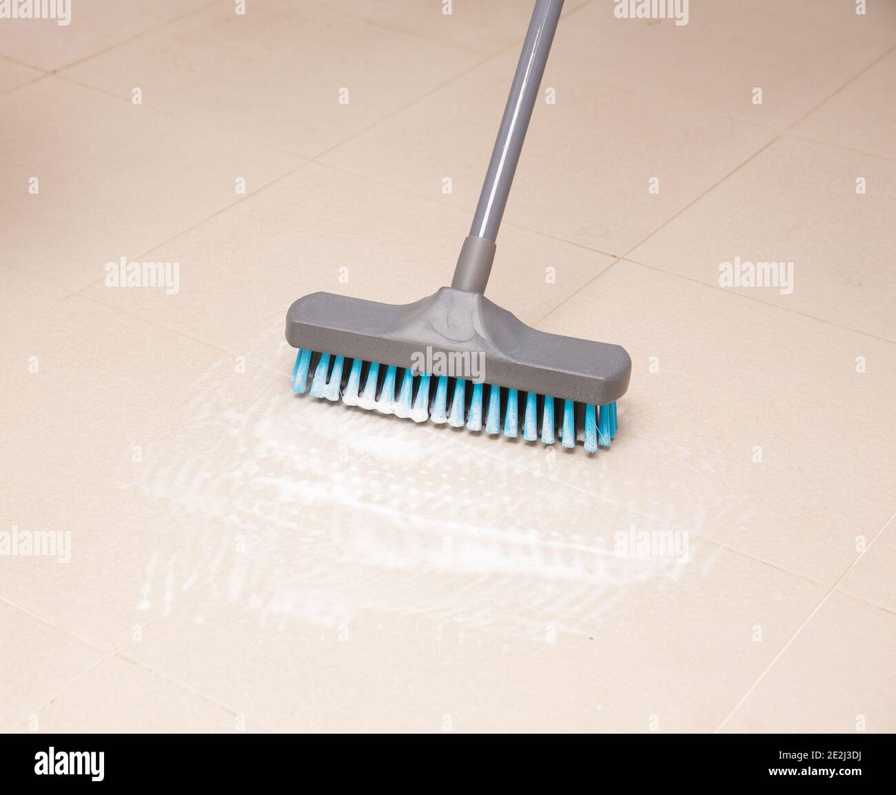 Broom tile hi-res stock photography and images - Alamy