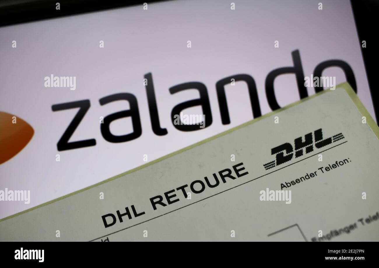 Viersen, Germany - January 9. 2020: Close up of parcel return slip with  logo lettering of online mail-order company zalando background Stock Photo  - Alamy