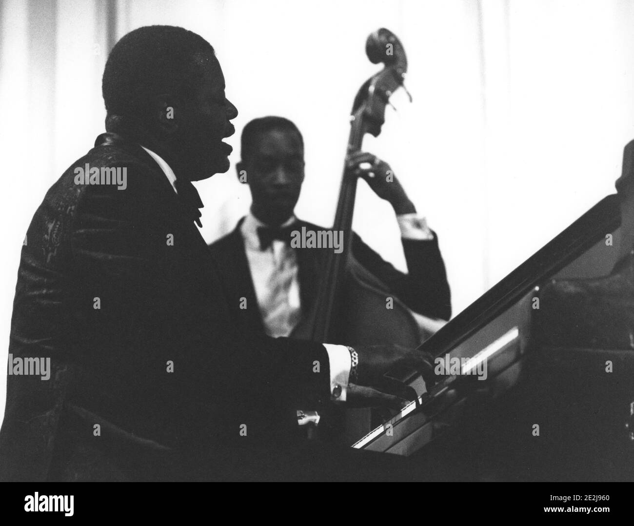 Oscar Peterson, Wembley Town Hall, London, 1968 Stock Photo Alamy