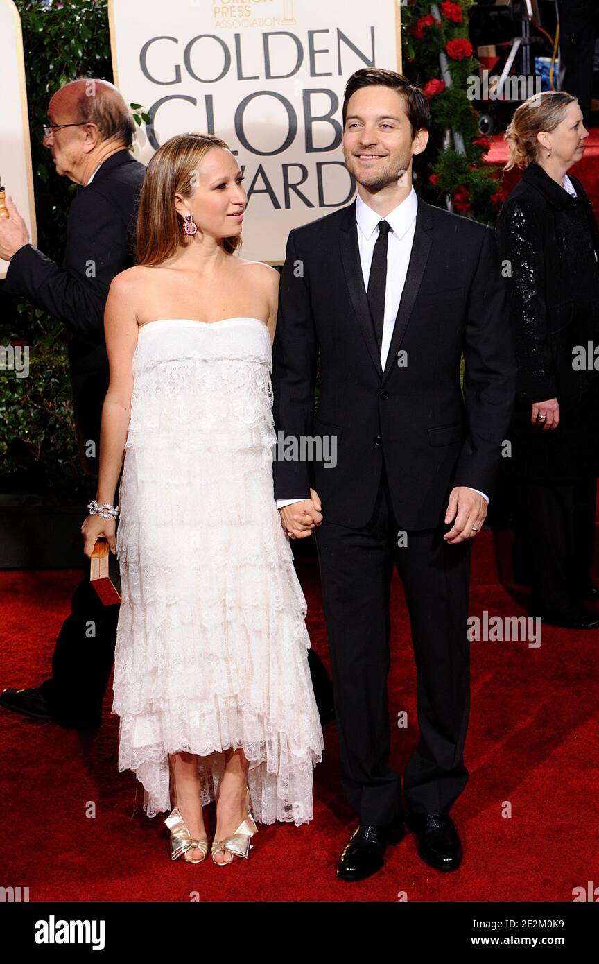 Jennifer Meyer and Tobey Maguire at the 67th Golden Globe Awards ...