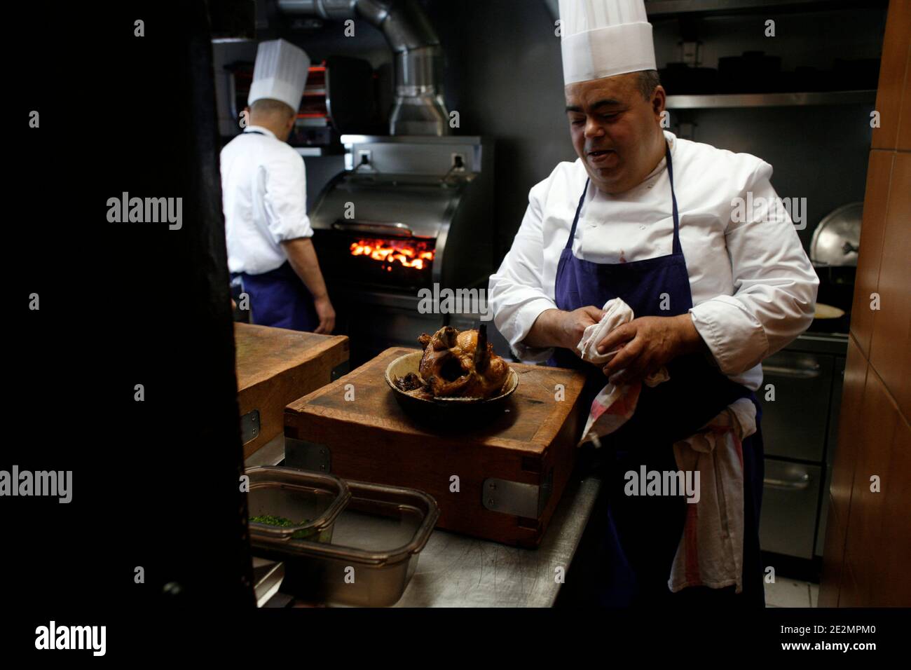 View of roast chicken in the kitchen at L'Ami Louis restaurant in Paris, France January 28, 2010. Photo by Jean-Luc Luyssen/ABACAPRESS.COM Stock Photo