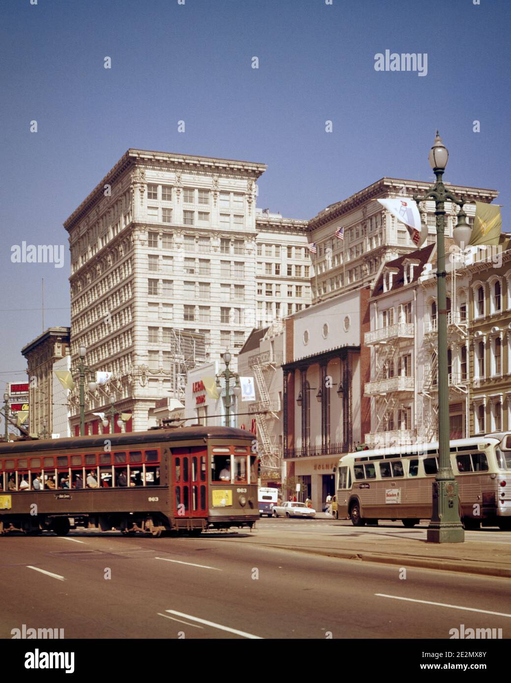 MS252 vintage Tram Trolley Vehicle Voiture Rétro HorlogeRie