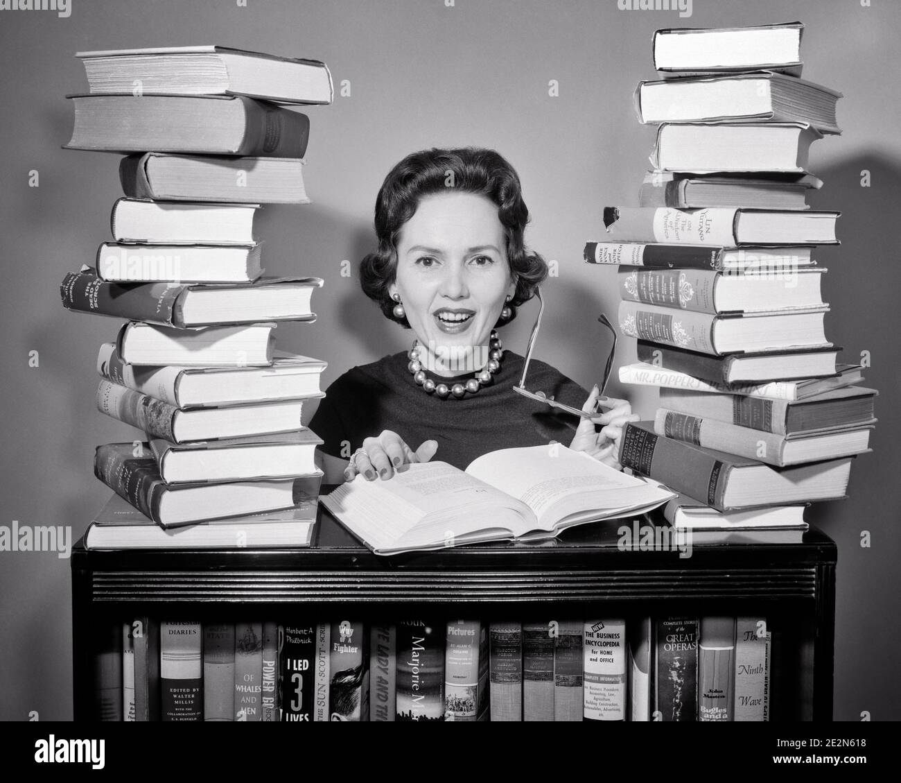 1950s library books hi-res stock photography and images - Alamy