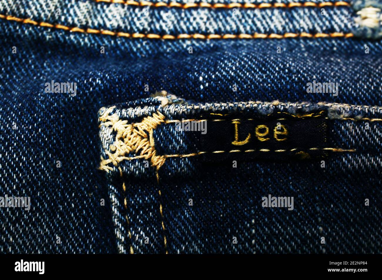 Lee jeans back pocket cheap