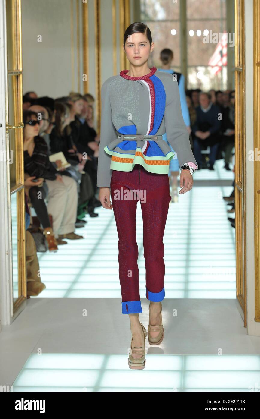 FASHION RUNWAY, Balenciaga- Spring Summer 2011 paris