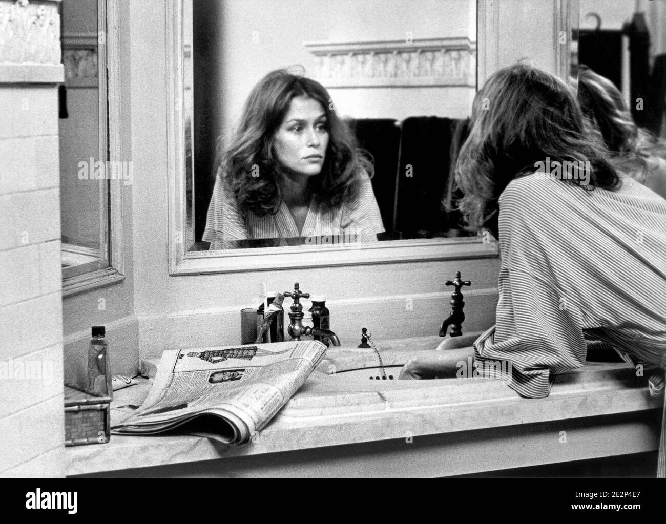 Lauren Hutton, on-set of the Film, 'The Gambler', Paramount Pictures, 1974 Stock Photo