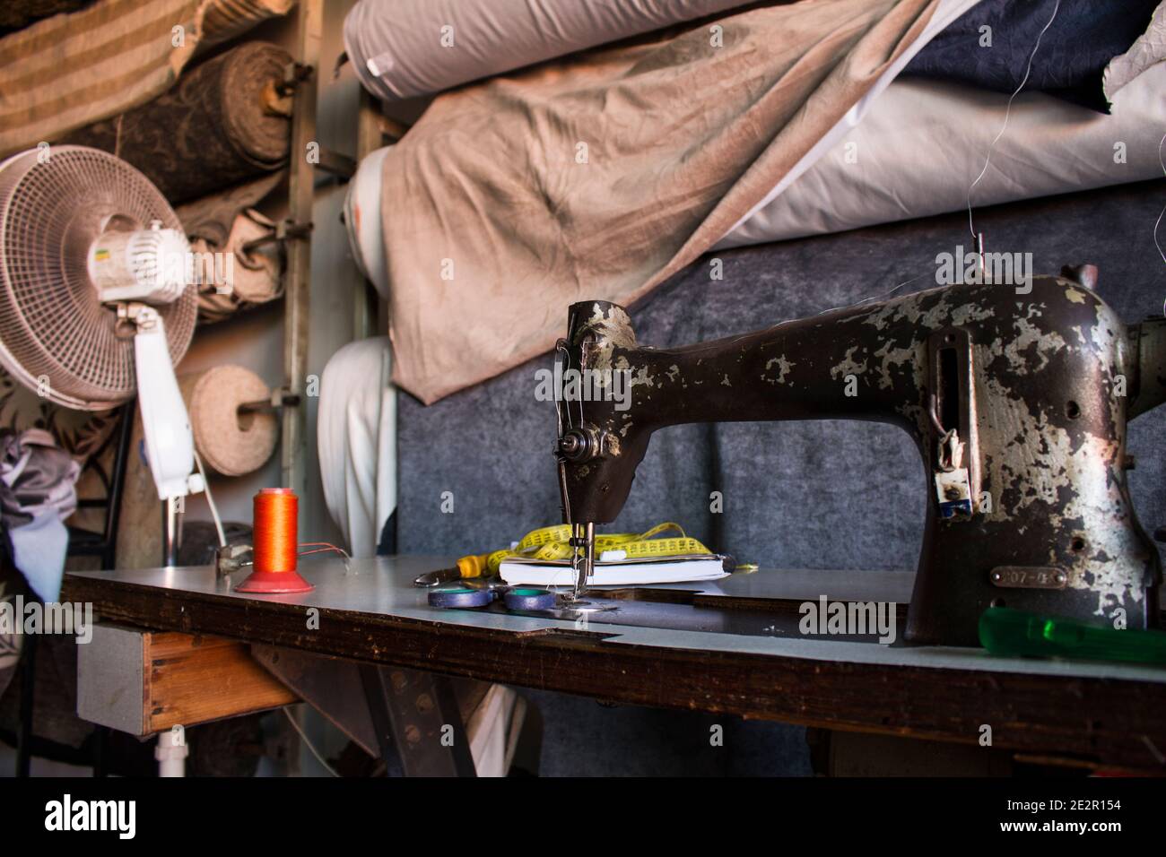 Embroidery machine hires stock photography and images Alamy