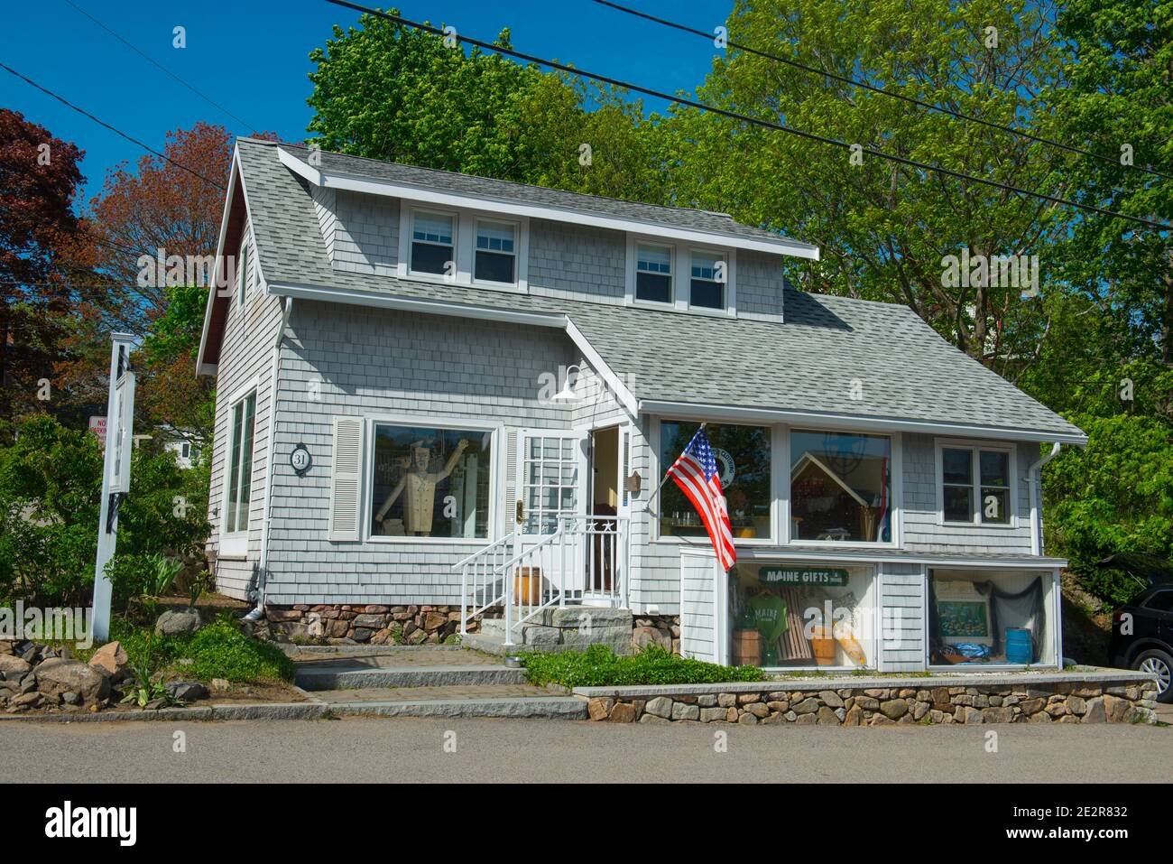 Historic shop the Knotty Sailor in Ogunquit, Maine ME, USA Stock Photo