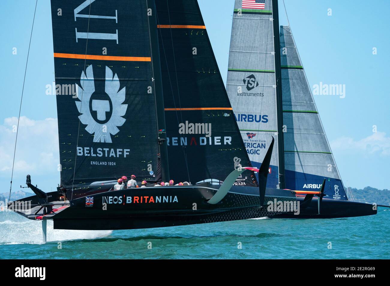 Auckland, New Zealand, 15 January, 2021 -  INEOS TEAM UK's Britannia, skippered by Sir Ben Ainslie, in action against New York Yacht Club's American Magic, skippered by Terry Hutchinson, during the first of the round of racing in the Prada Cup on the Waitemata Harbour of Auckland. Credit: Rob Taggart/Alamy Live News Stock Photo